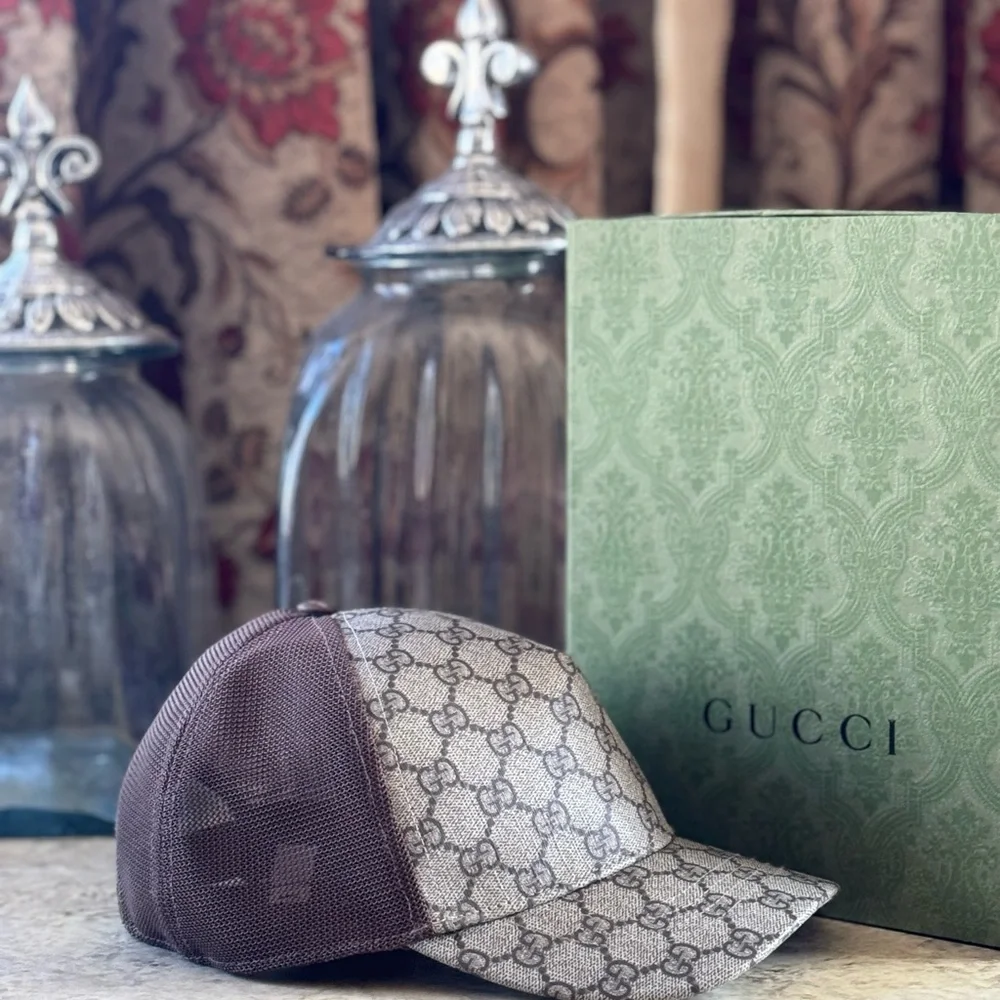 🌀Gucci Men's Brown GG Canvas Baseball Cap